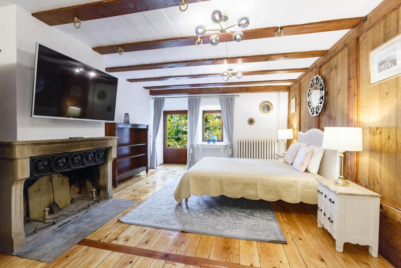 A Castle Spirit Apartment In Chateau Du Chatelard Clarens Εξωτερικό φωτογραφία